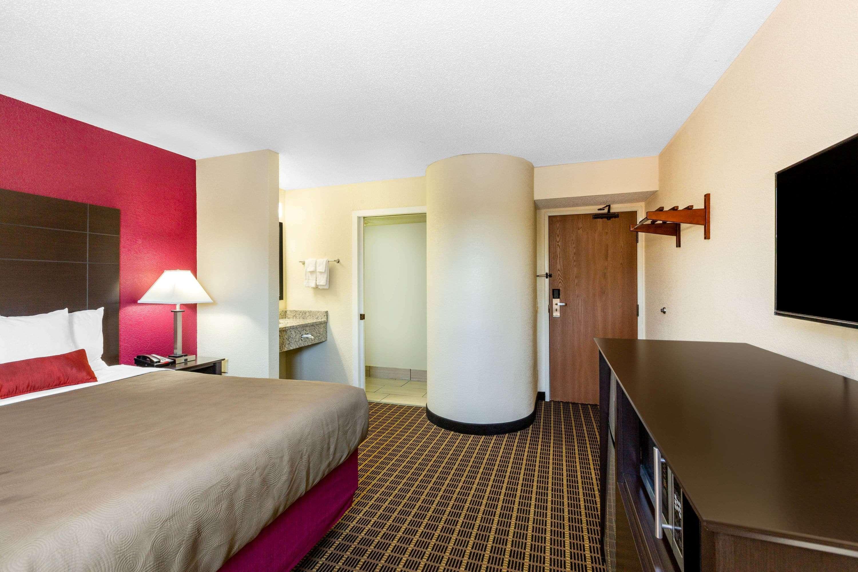 Baymont Inn & Suites By Wyndham Mukwonago Zewnętrze zdjęcie