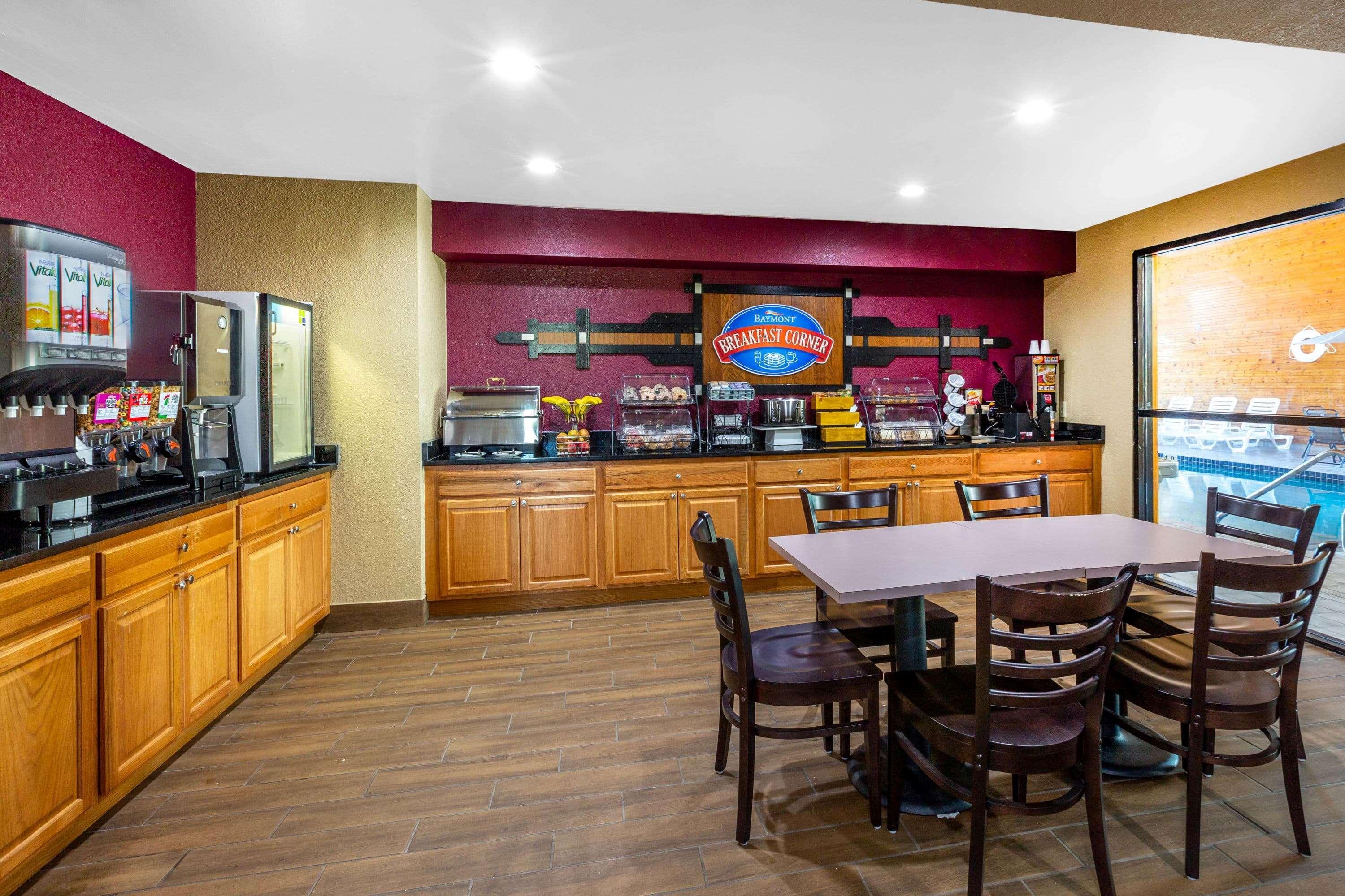 Baymont Inn & Suites By Wyndham Mukwonago Zewnętrze zdjęcie