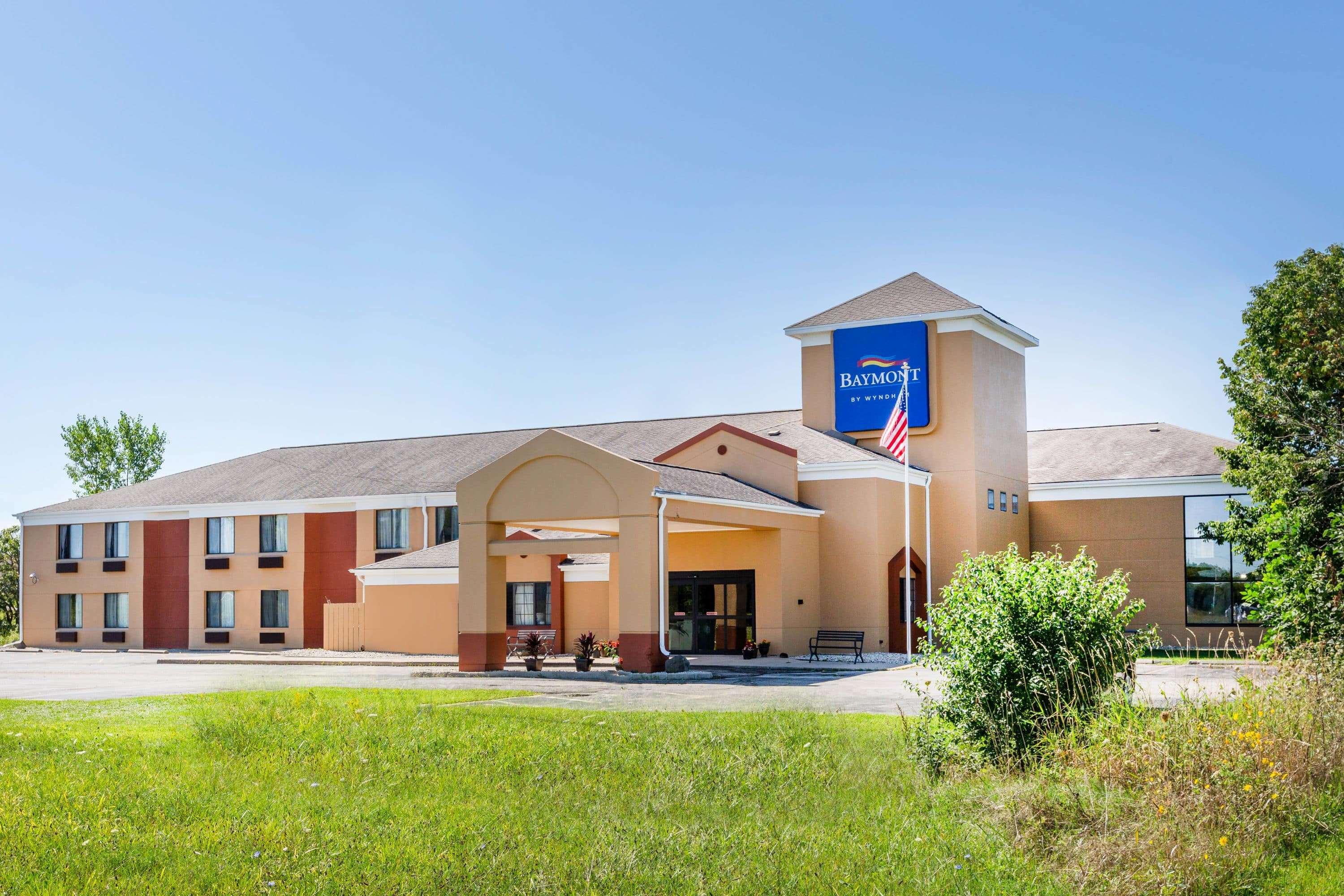 Baymont Inn & Suites By Wyndham Mukwonago Zewnętrze zdjęcie