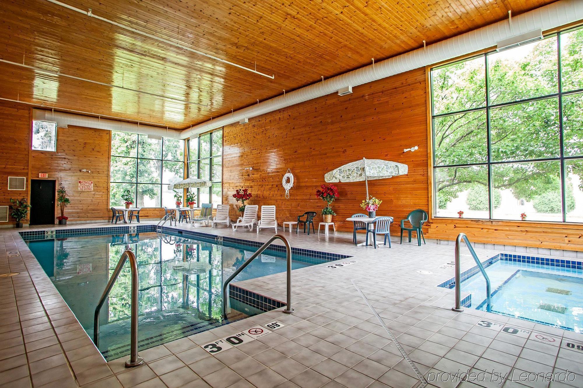 Baymont Inn & Suites By Wyndham Mukwonago Zewnętrze zdjęcie