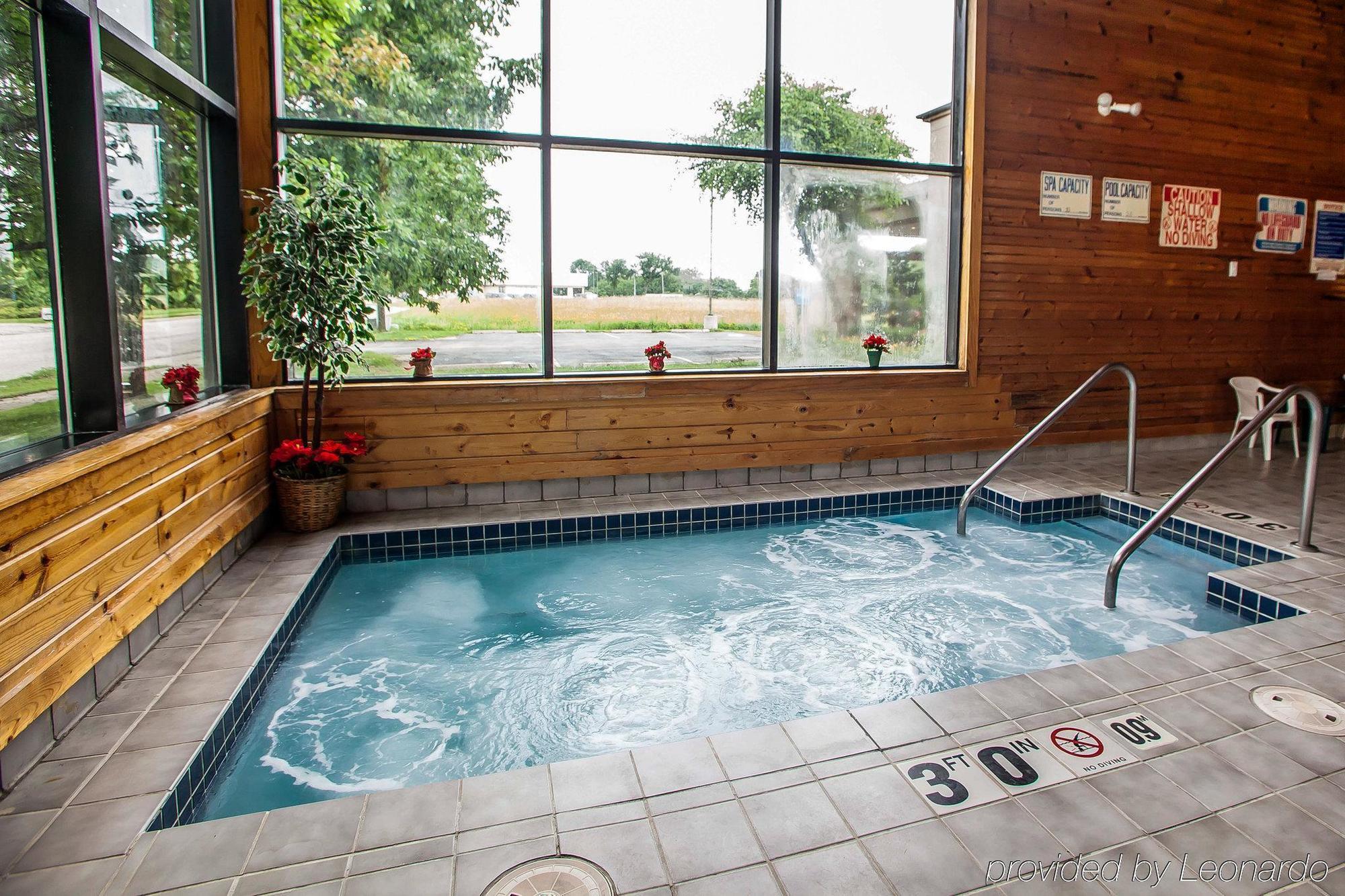 Baymont Inn & Suites By Wyndham Mukwonago Zewnętrze zdjęcie