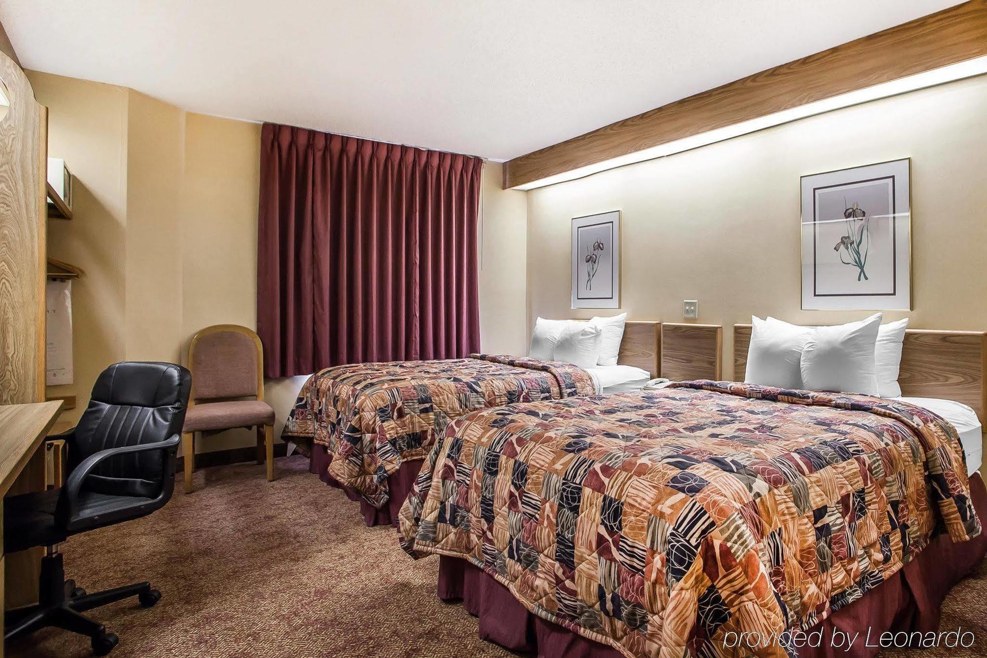 Baymont Inn & Suites By Wyndham Mukwonago Zewnętrze zdjęcie