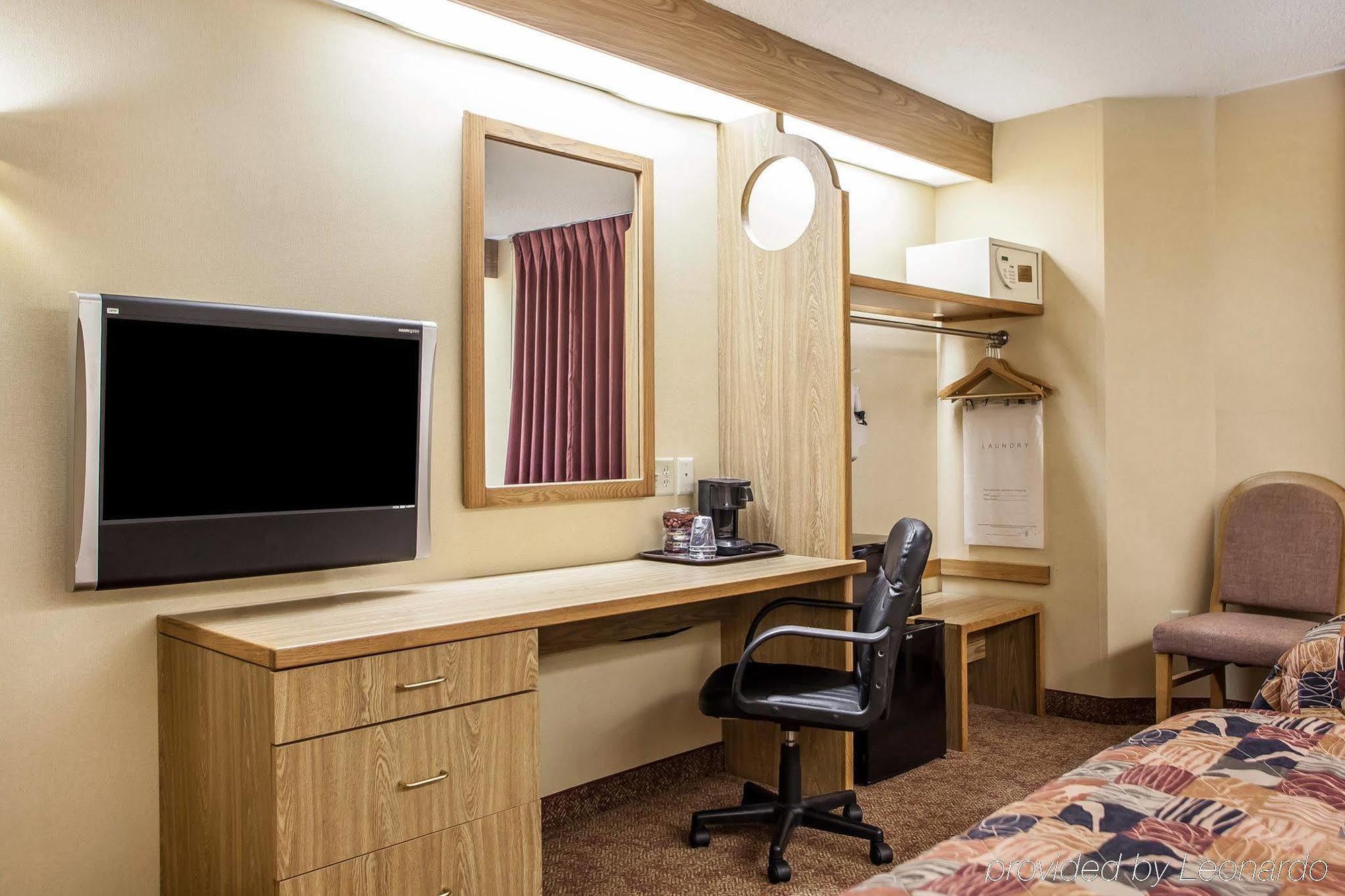 Baymont Inn & Suites By Wyndham Mukwonago Zewnętrze zdjęcie