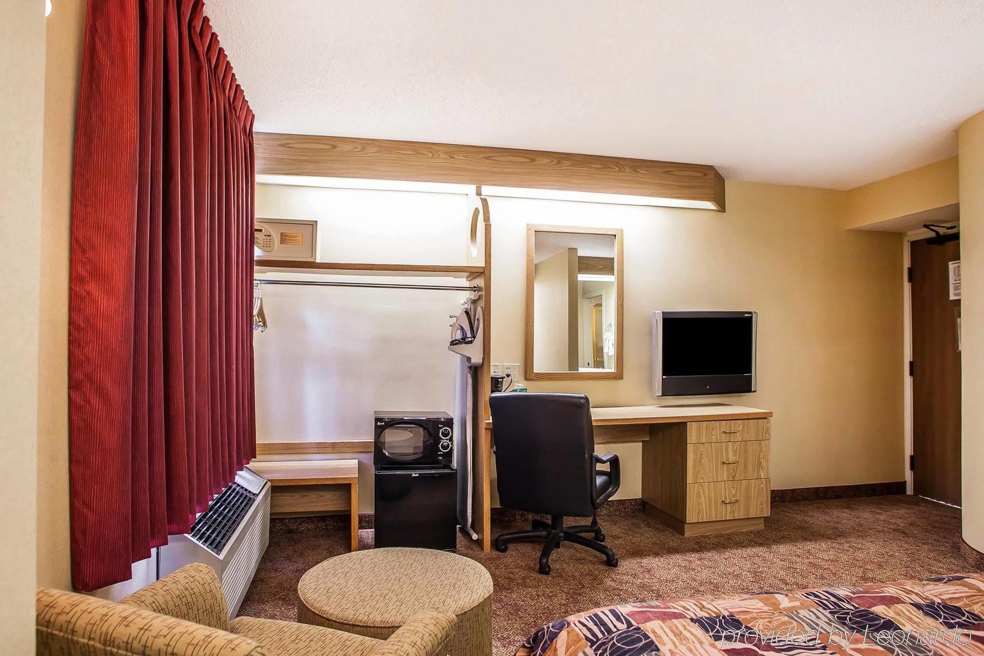 Baymont Inn & Suites By Wyndham Mukwonago Zewnętrze zdjęcie