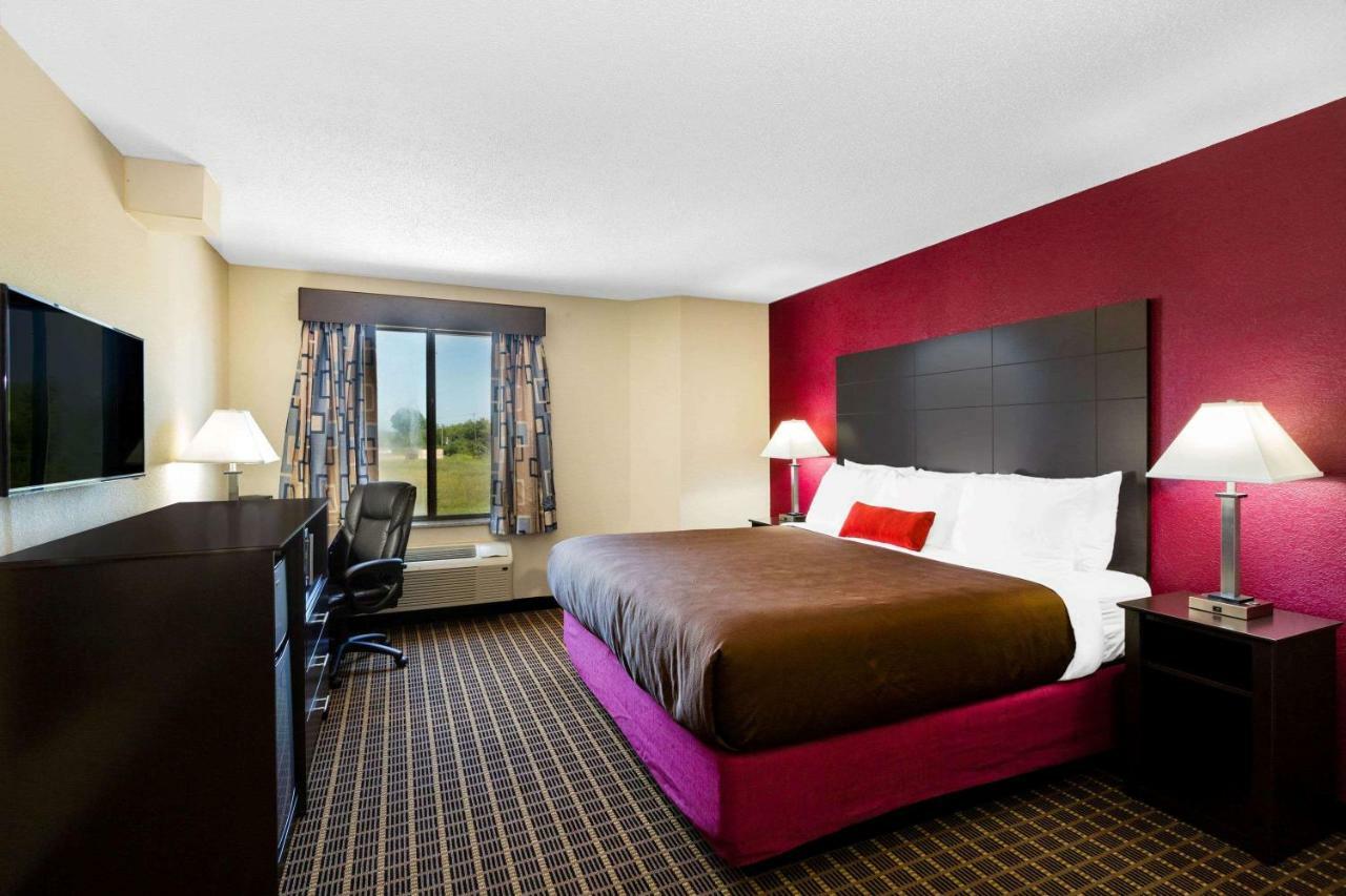 Baymont Inn & Suites By Wyndham Mukwonago Zewnętrze zdjęcie